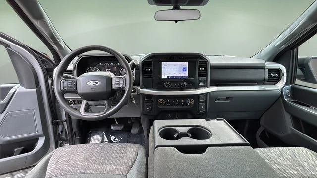 Used 2023 Silver Ford XLT image 16