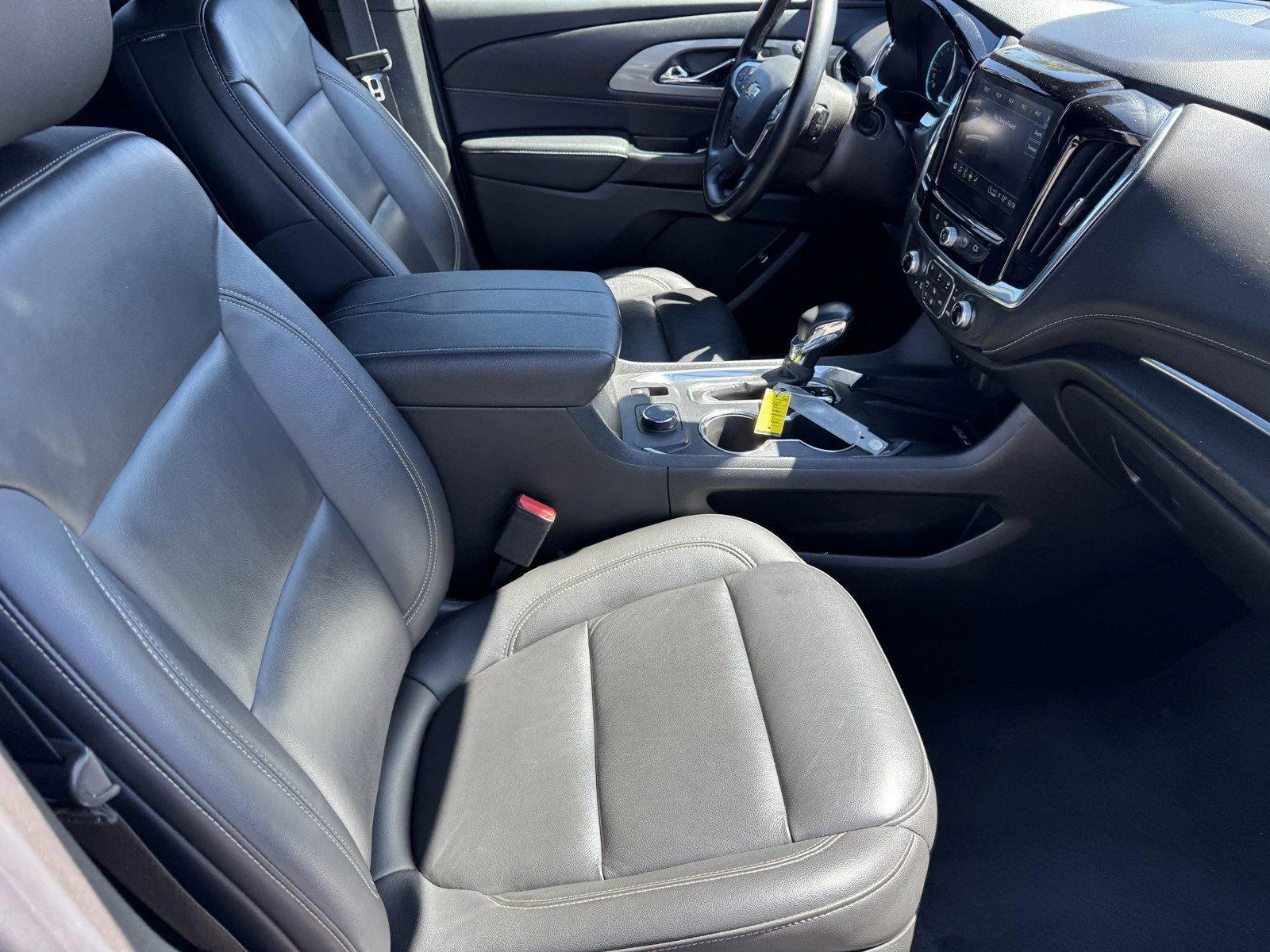 Used 2023 Mosaic Black Metallic Chevrolet LT Leather image 8