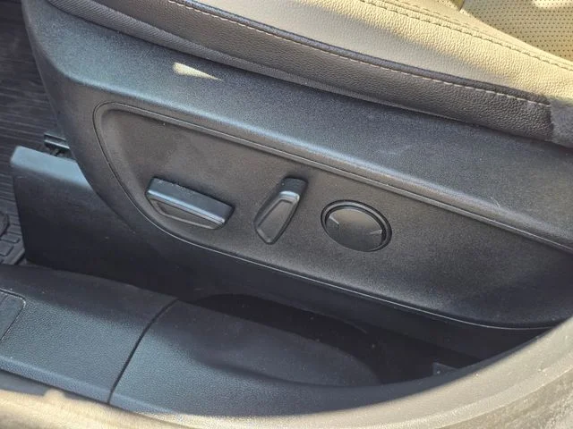 2022 Ford Escape SEL - Photo 22
