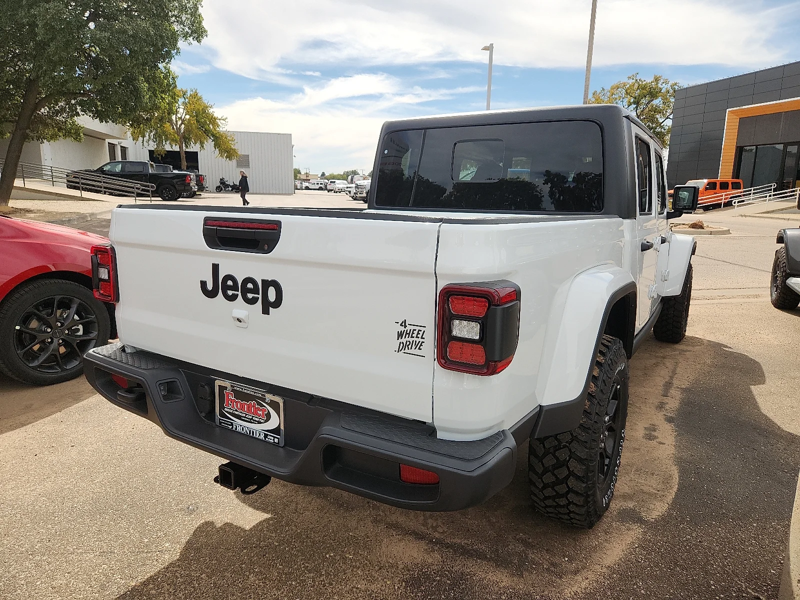 New 2027 Bright White Clear-Coat Paint Jeep WILLYS 4X4 image 4
