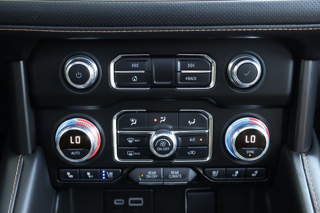 2023 GMC Yukon XL AT4 - Photo 21