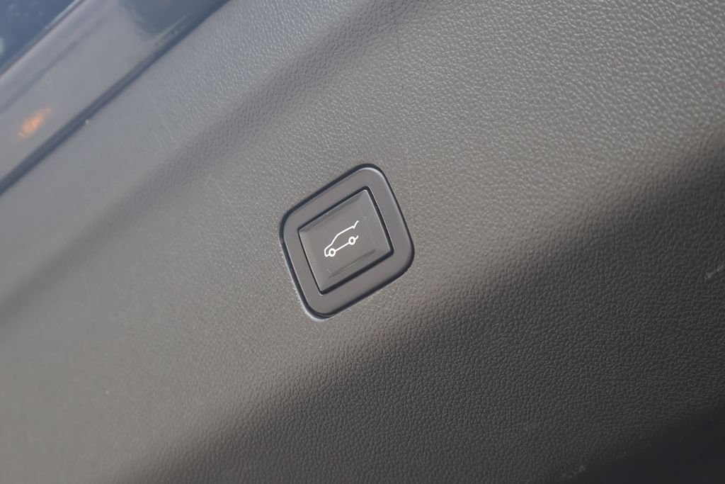 2022 Chevrolet Tahoe RST - Photo 52