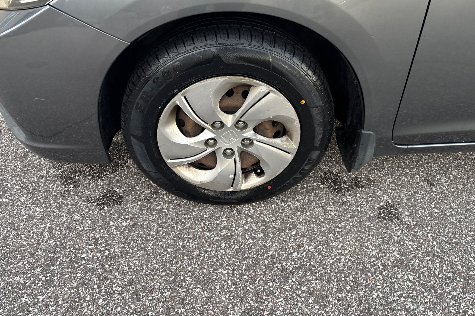 Used 2013  Honda LX image 32