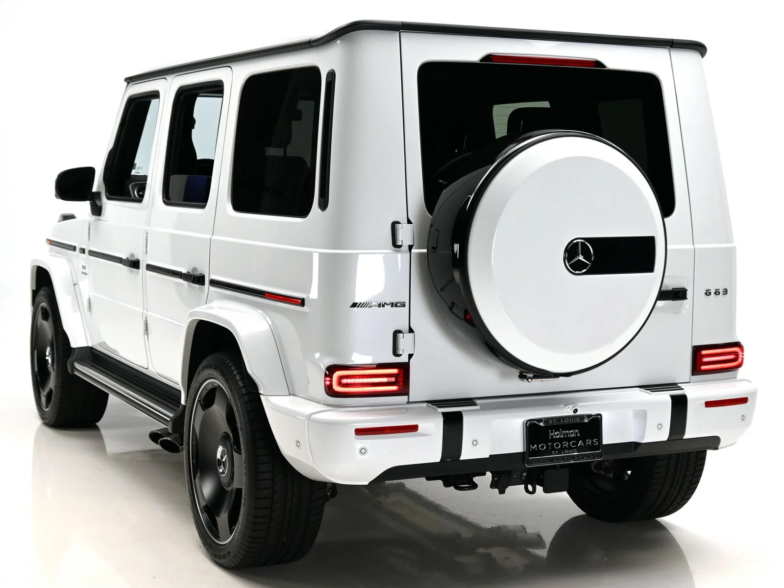 Used 2026 Moonlight White Metallic Mercedes-Benz G 63 AMG® 4MATIC® image 2