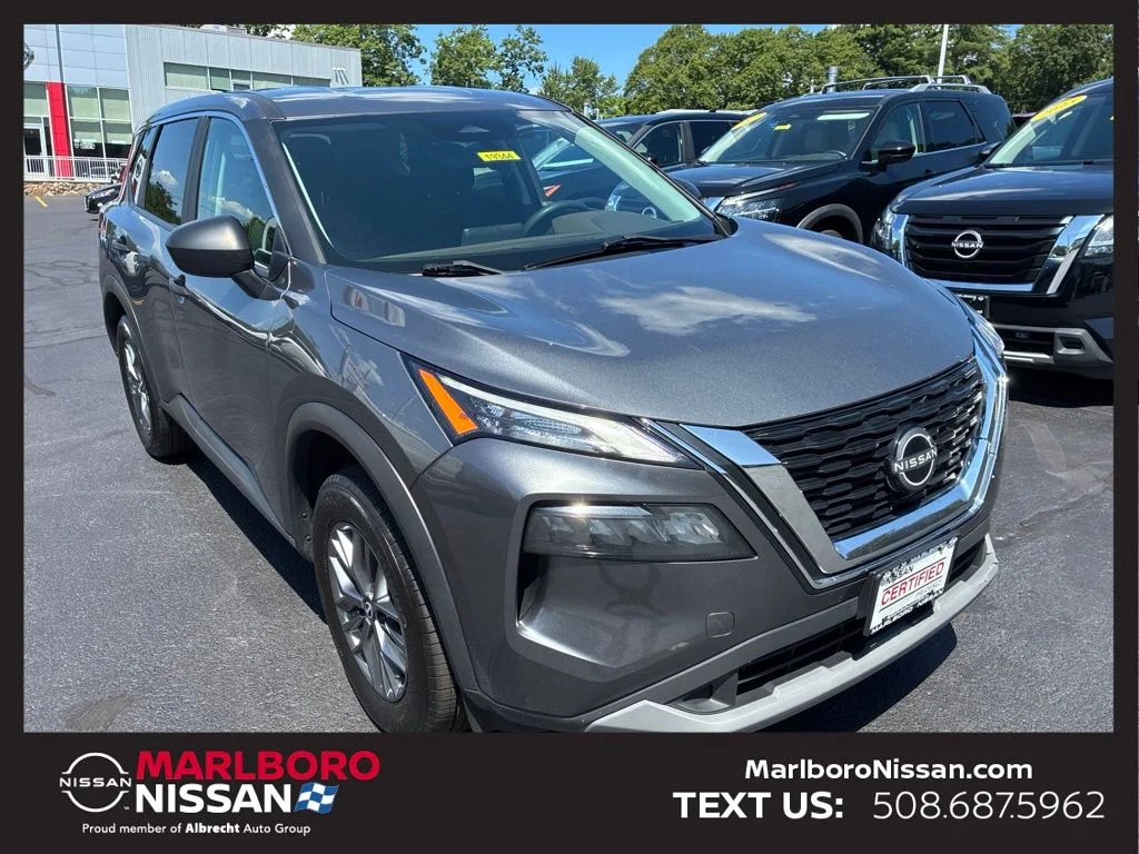 Used 2023 Gray Nissan S image 1