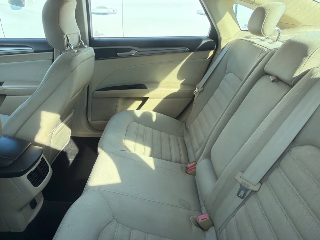 Used 2014 White Ford SE image 15