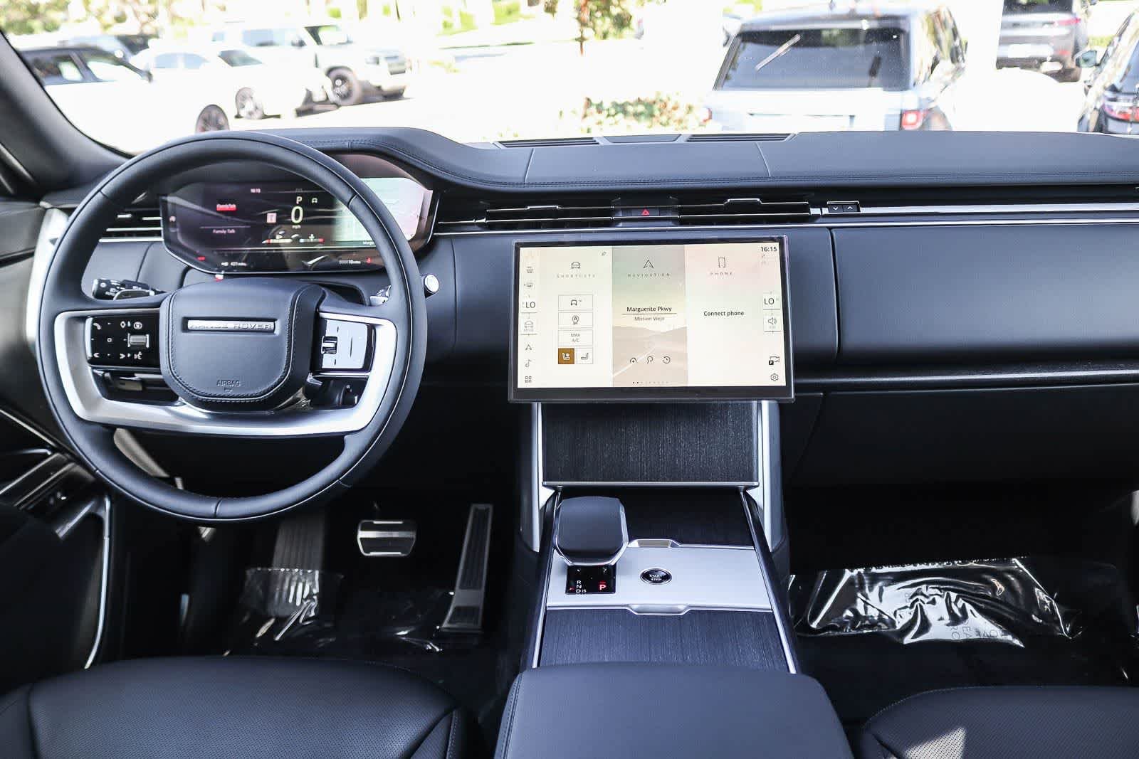 New 2026 Fuji White Land Rover SE image 12