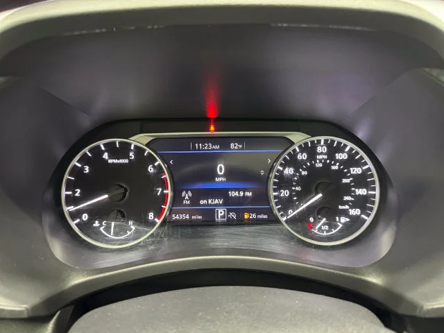 Used 2024 Atlantic Gray Metallic/Super Black Nissan SR image 2