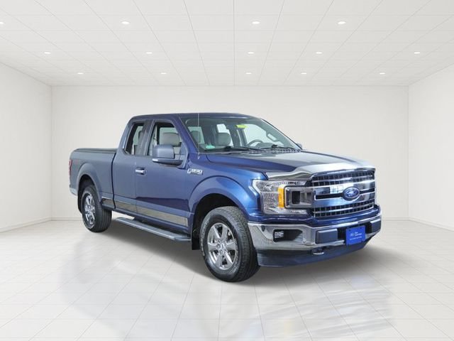 Certified Used 2018 Blue Ford XLT image 1