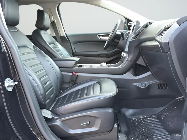2022 Ford Edge SEL - Photo 15