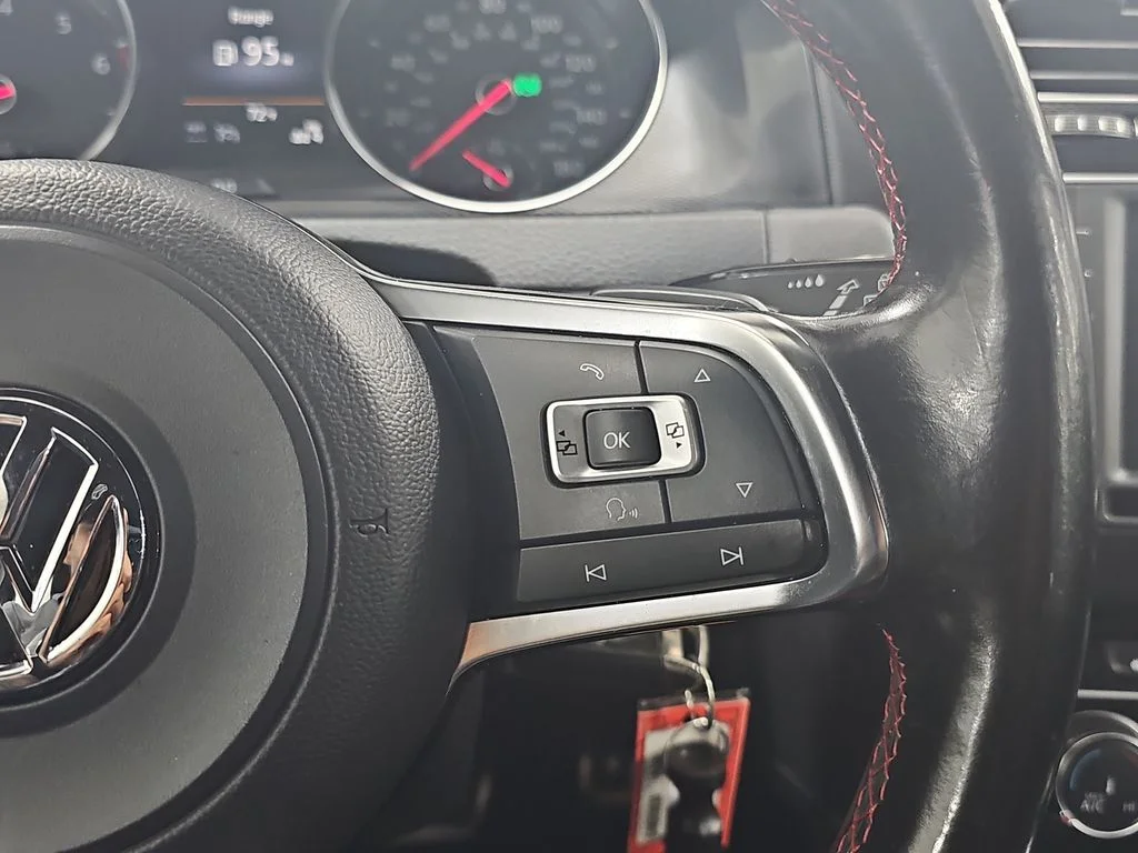 Used 2016 Silver Volkswagen S image 20