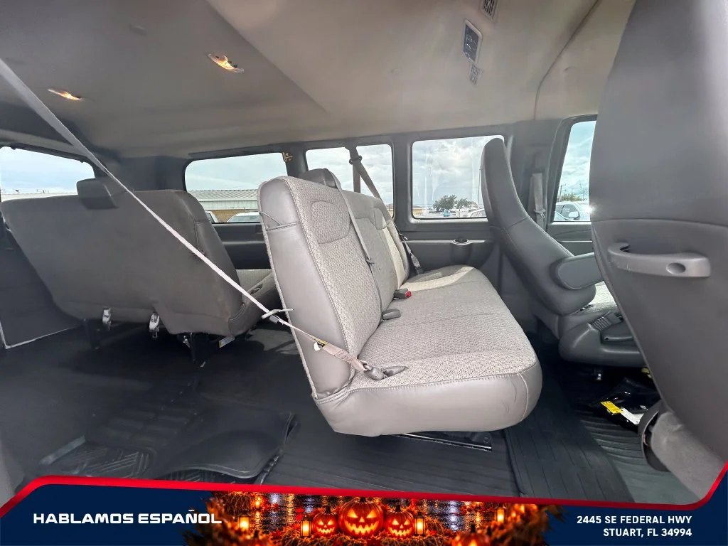 Used 2023 SUMMIT WHITE GMC RWD 2500 Regular Wheelbase Work Van image 12