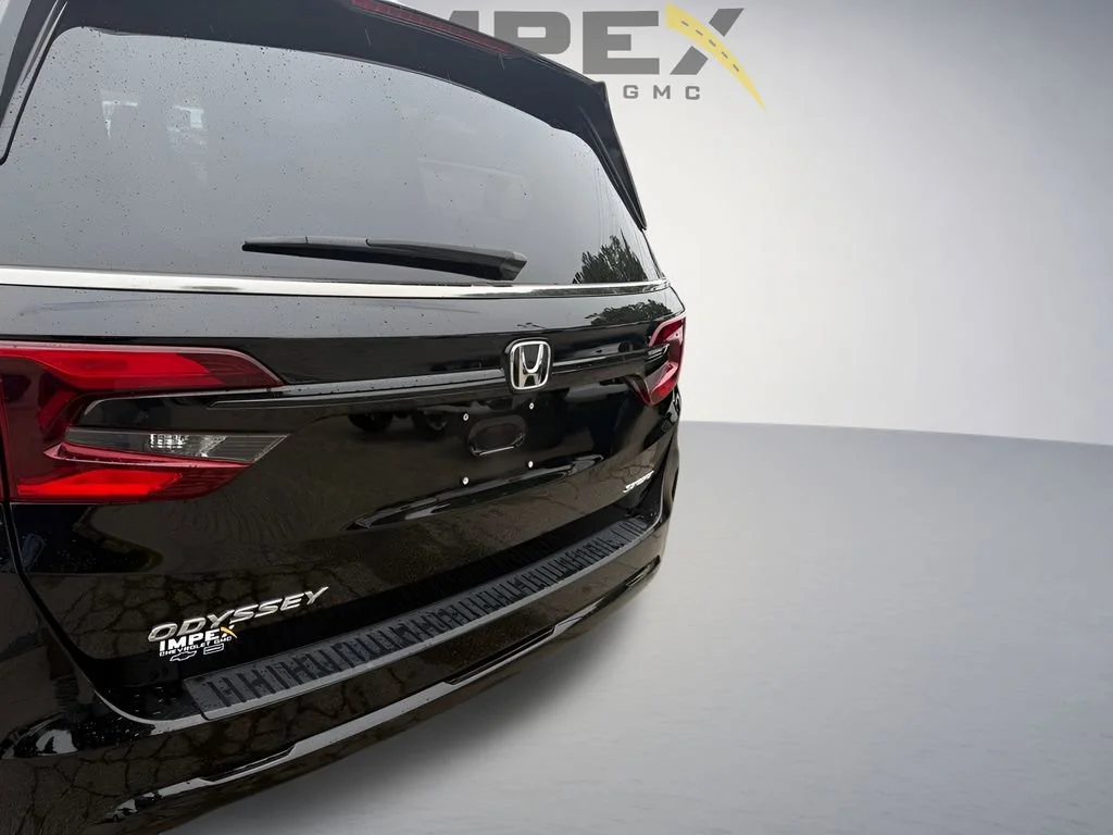Used 2025 Black Honda Sport-L image 38