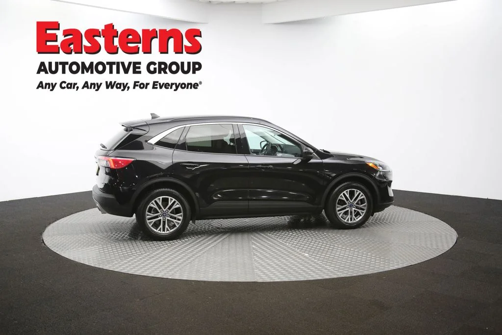 Used 2021 Black Ford SEL image 42