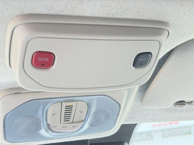 Used 2026 White RAM TRADESMAN image 23