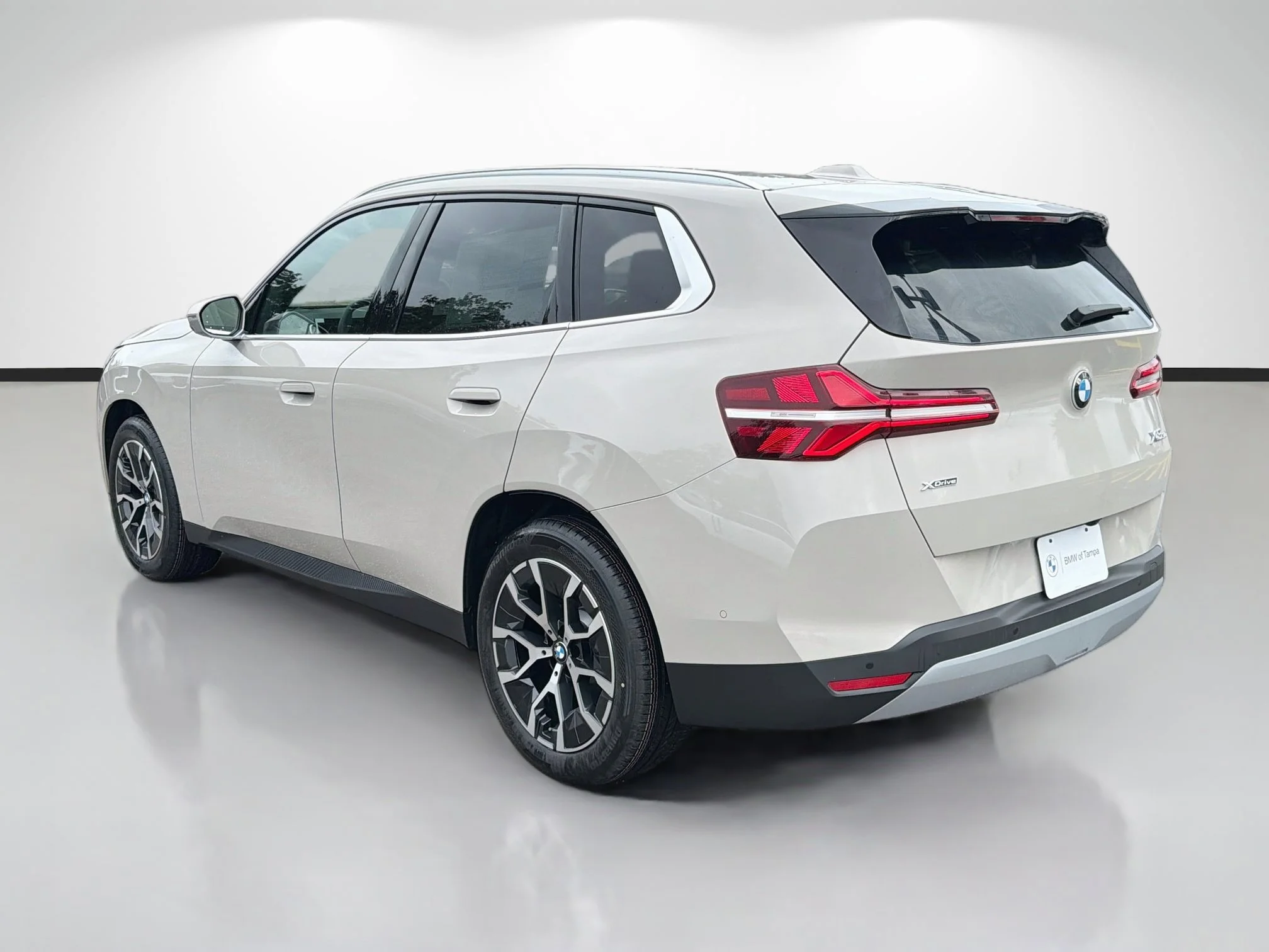 New 2026 Dune Grey Metallic BMW 30 xDrive image 5