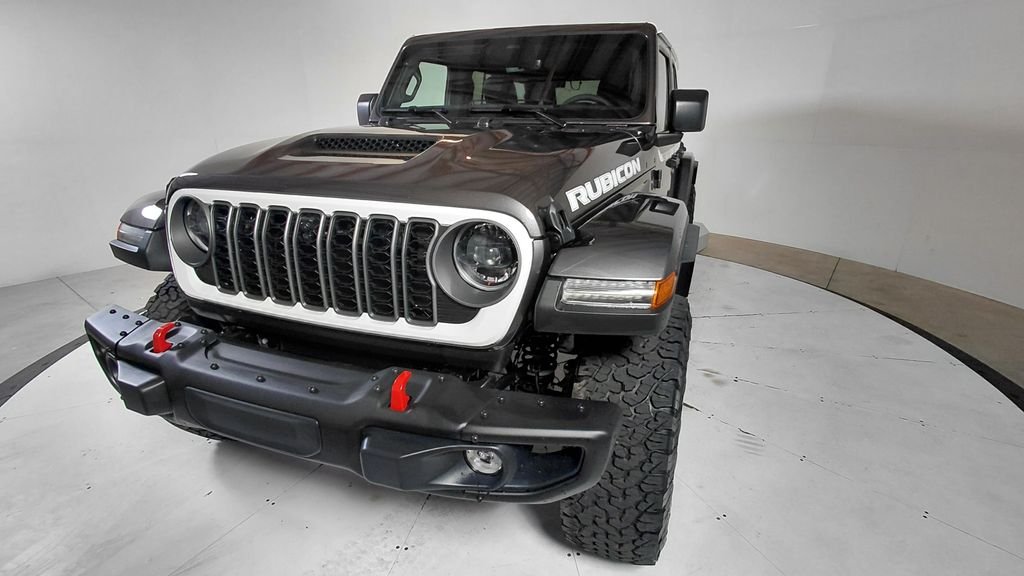 New 2026 Granite Crystal Metallic Clear-Coat Exterior Paint Jeep Rubicon X image 3