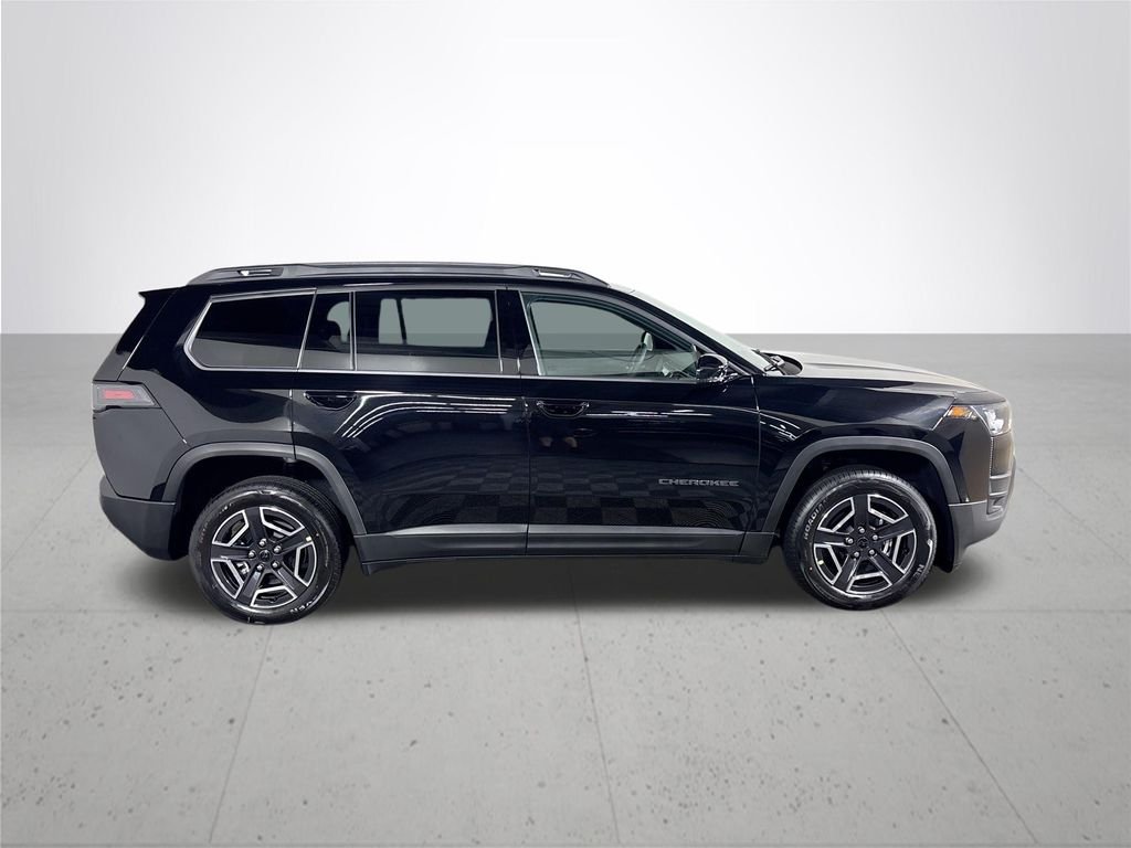 New 2026 Diamond Black Crystal Pearlcoat Jeep Limited image 5