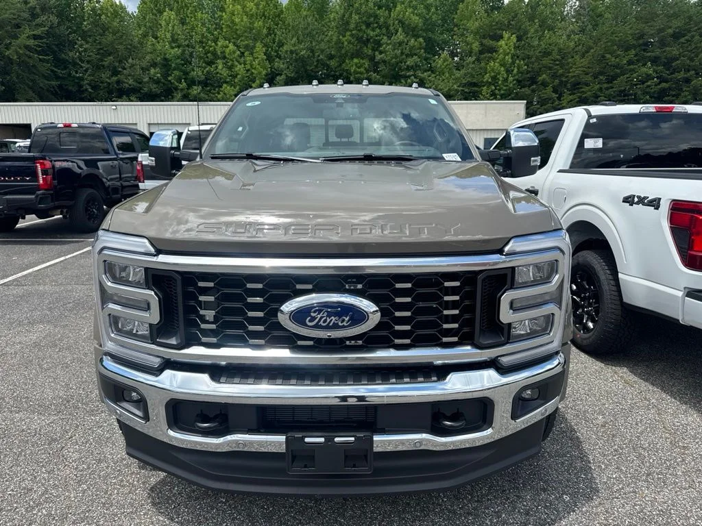Used 2026 Gray Ford King Ranch image 2