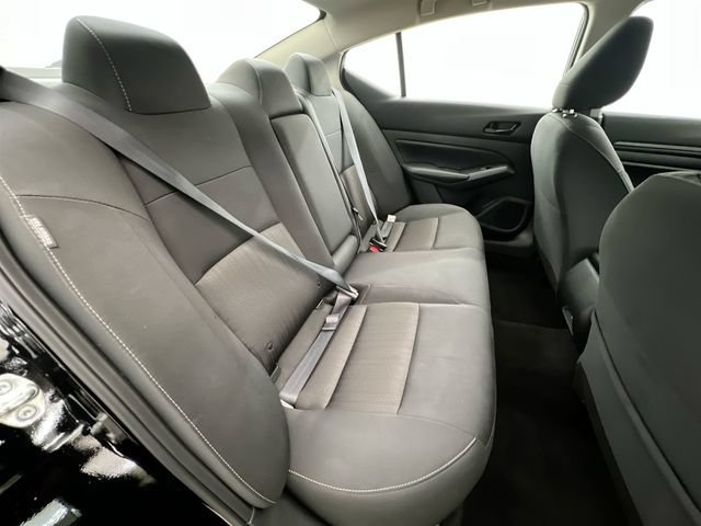 2025 Nissan Altima SV - Photo 17