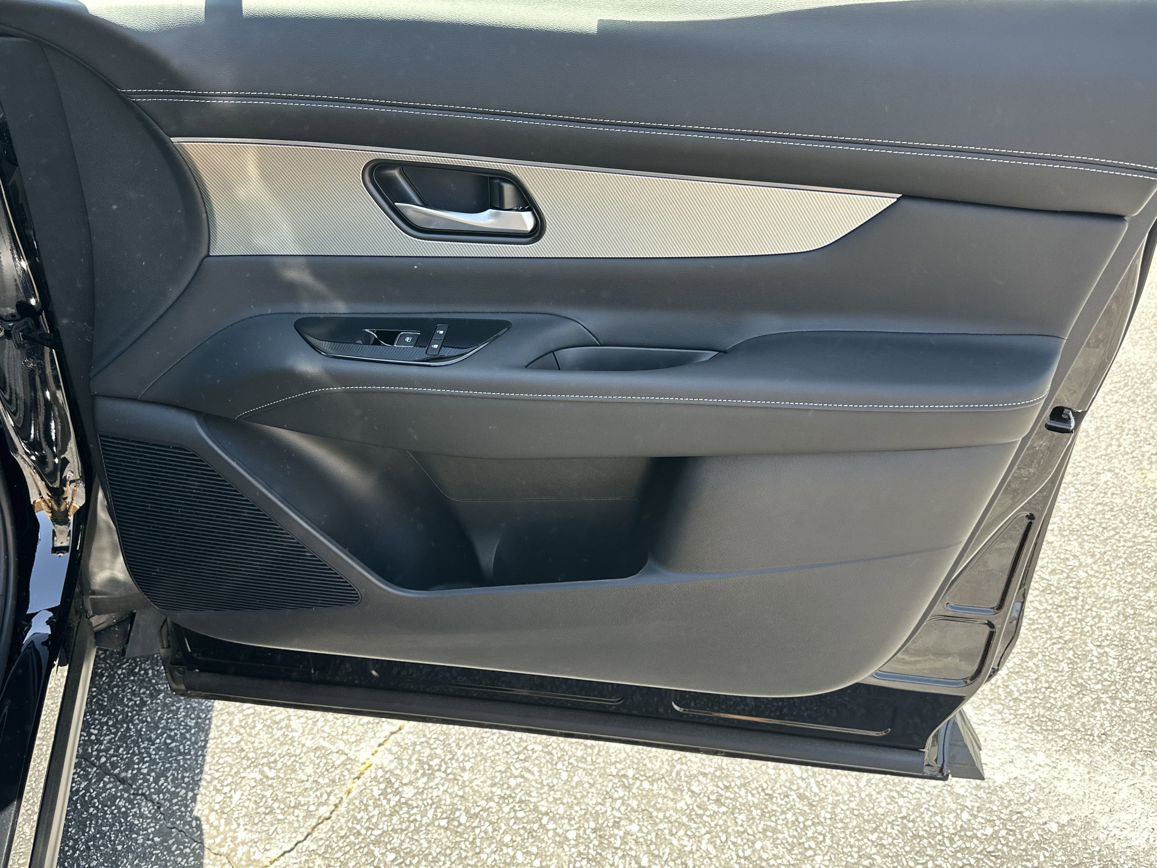 2025 Nissan Murano SL - Photo 16