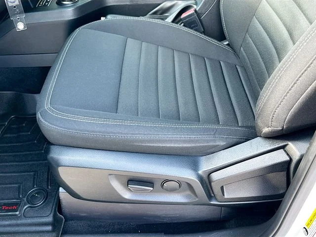 Used 2020 White Ford XLT image 18