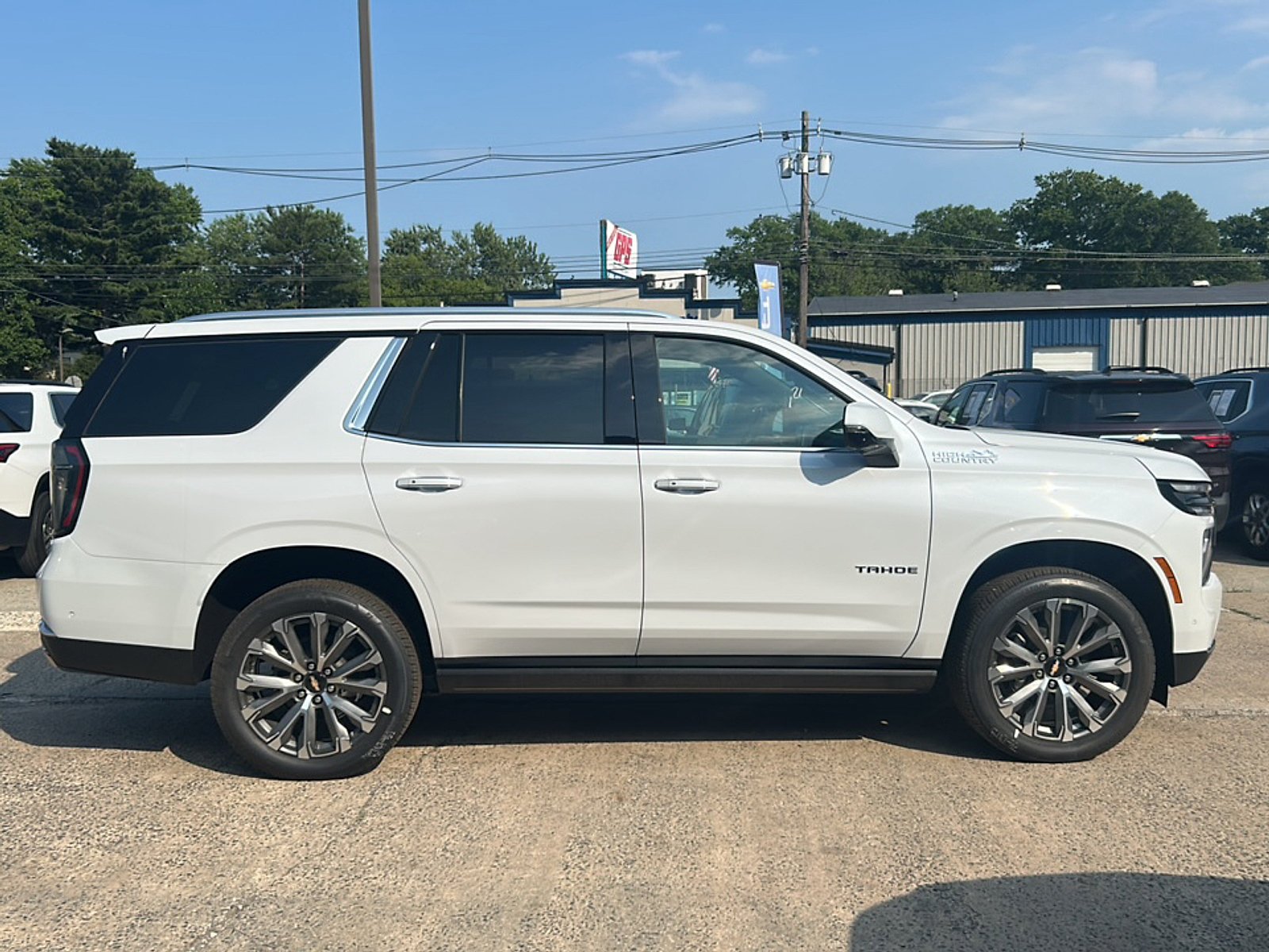 New 2026 Polar White Tricoat Chevrolet High Country image 6