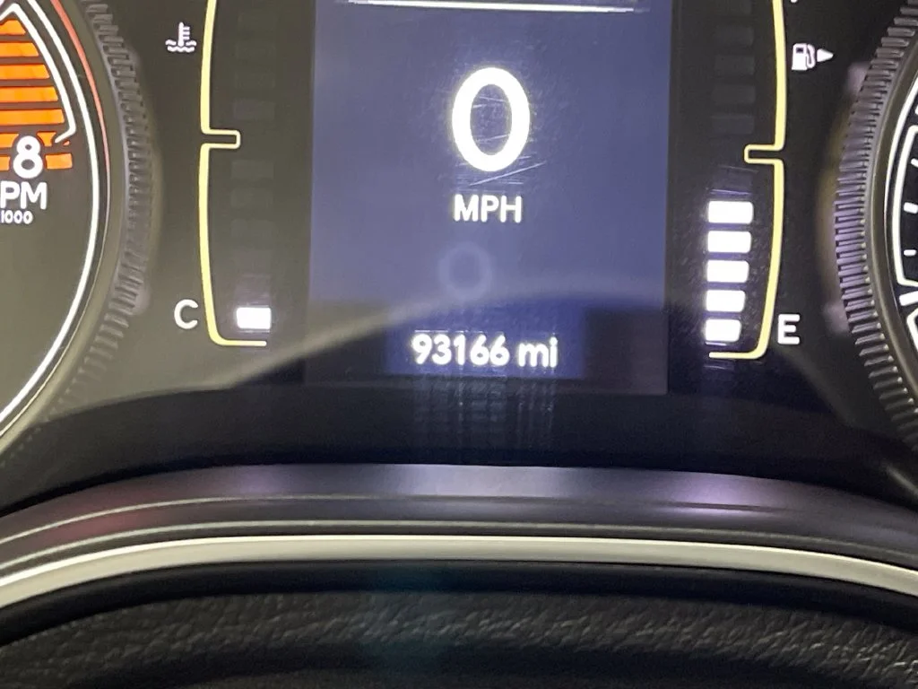 Used 2020 Silver Jeep Latitude Plus image 22