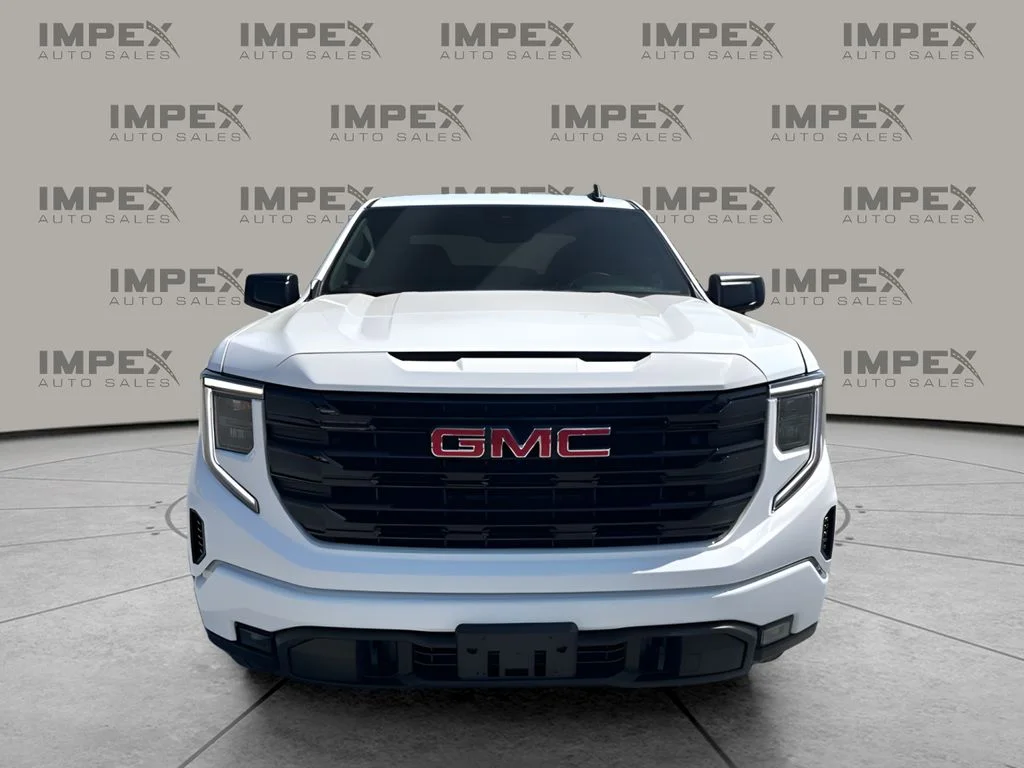 Used 2025 White GMC Elevation image 8
