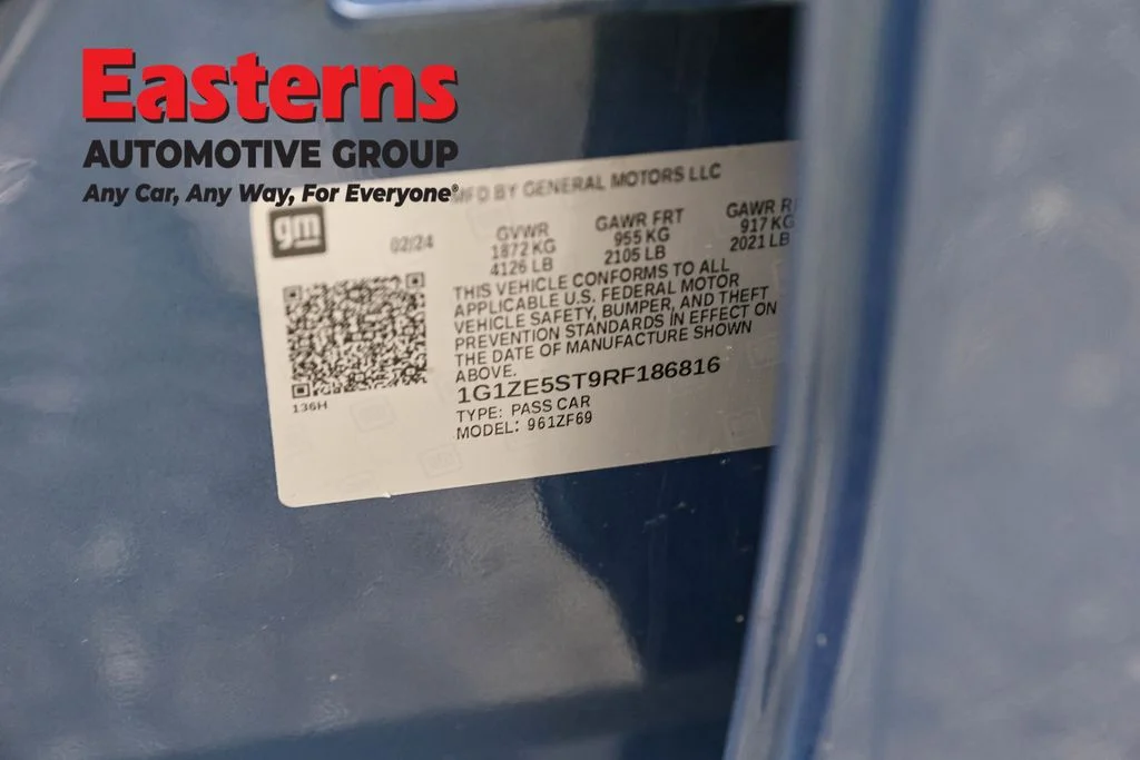 Used 2024 Blue Chevrolet LT image 37