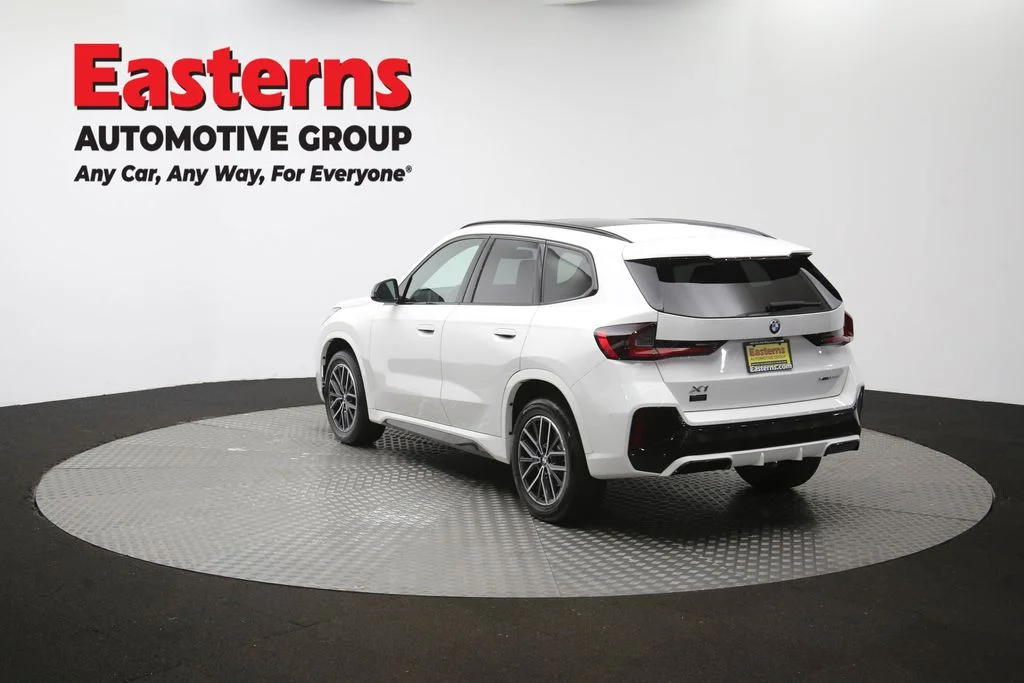 Used 2023 White BMW xDrive28i image 65