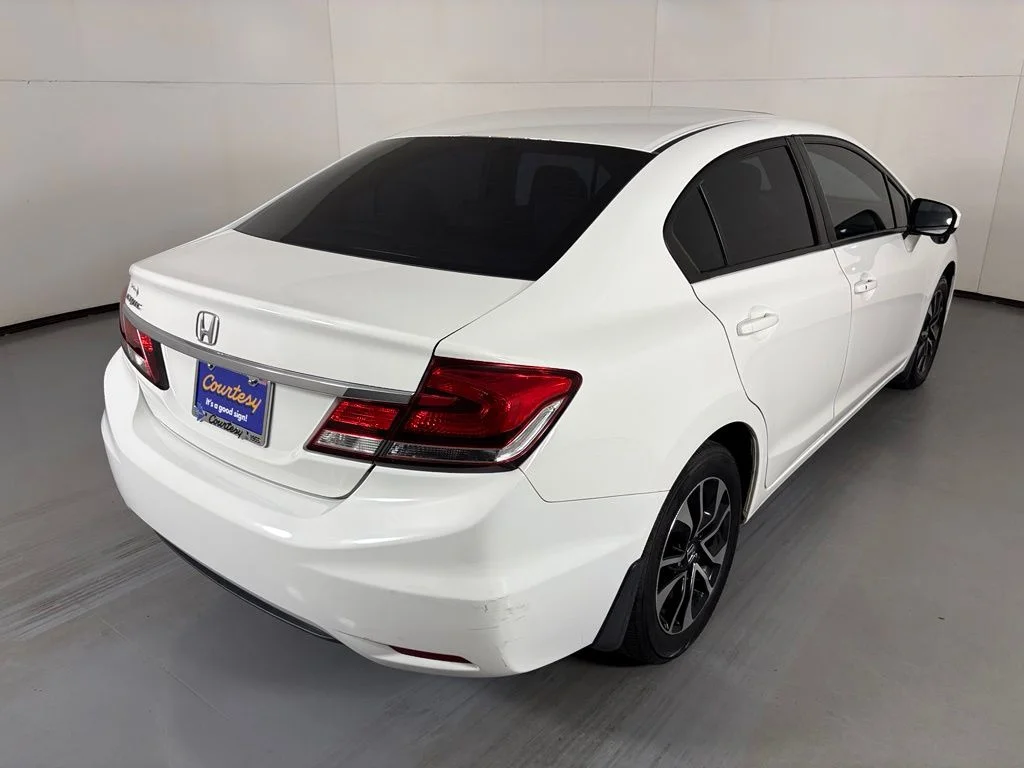 Used 2015  Honda EX image 8