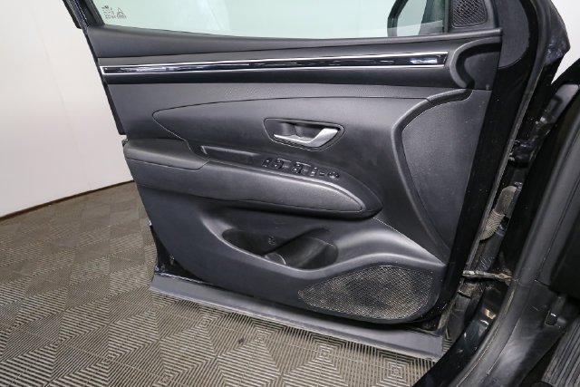 Used 2022 Black Hyundai SEL Premium image 34