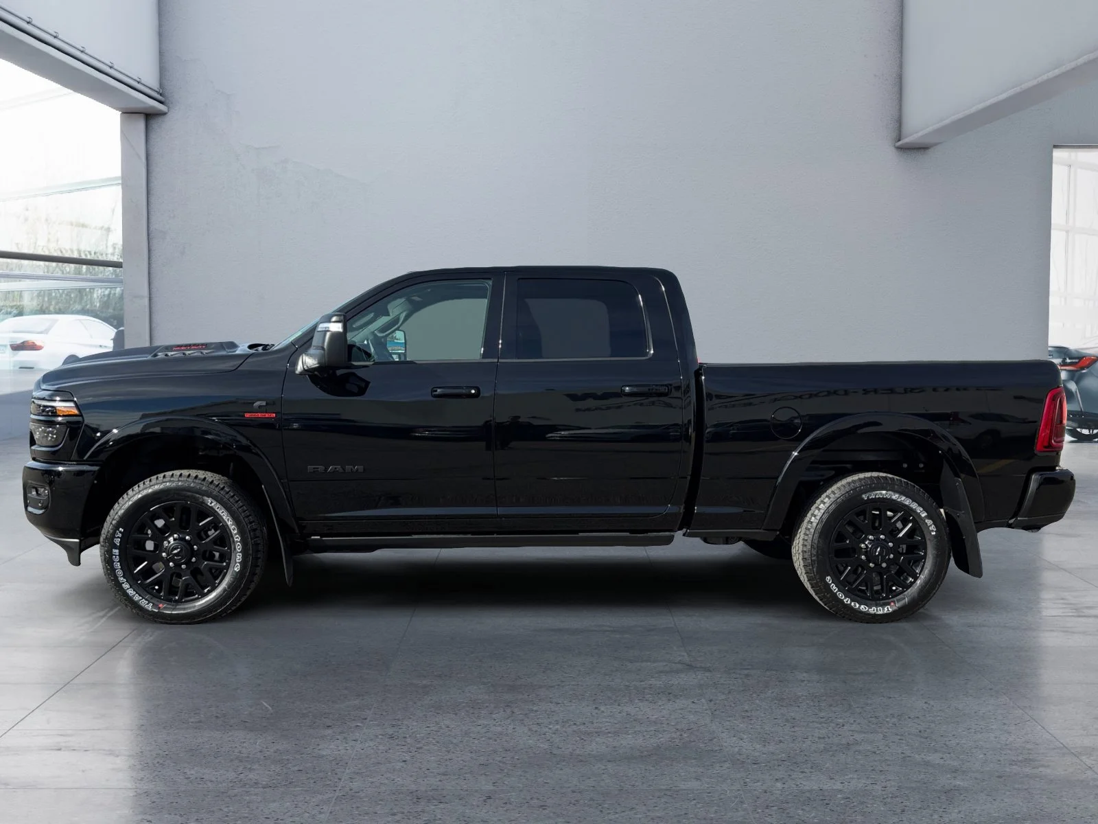 New 2027 Diamond Black Crystal Pearl Ram Limited image 2