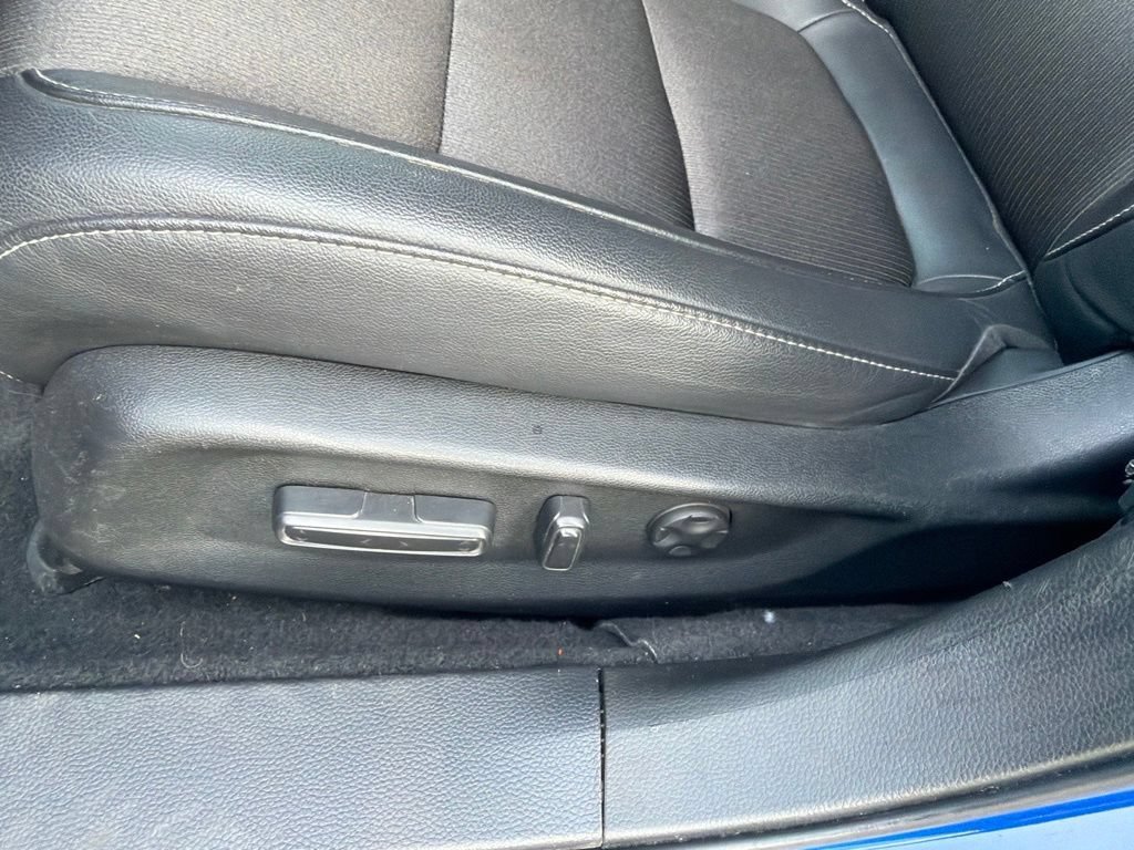 Used 2020 Blue Honda Sport image 17