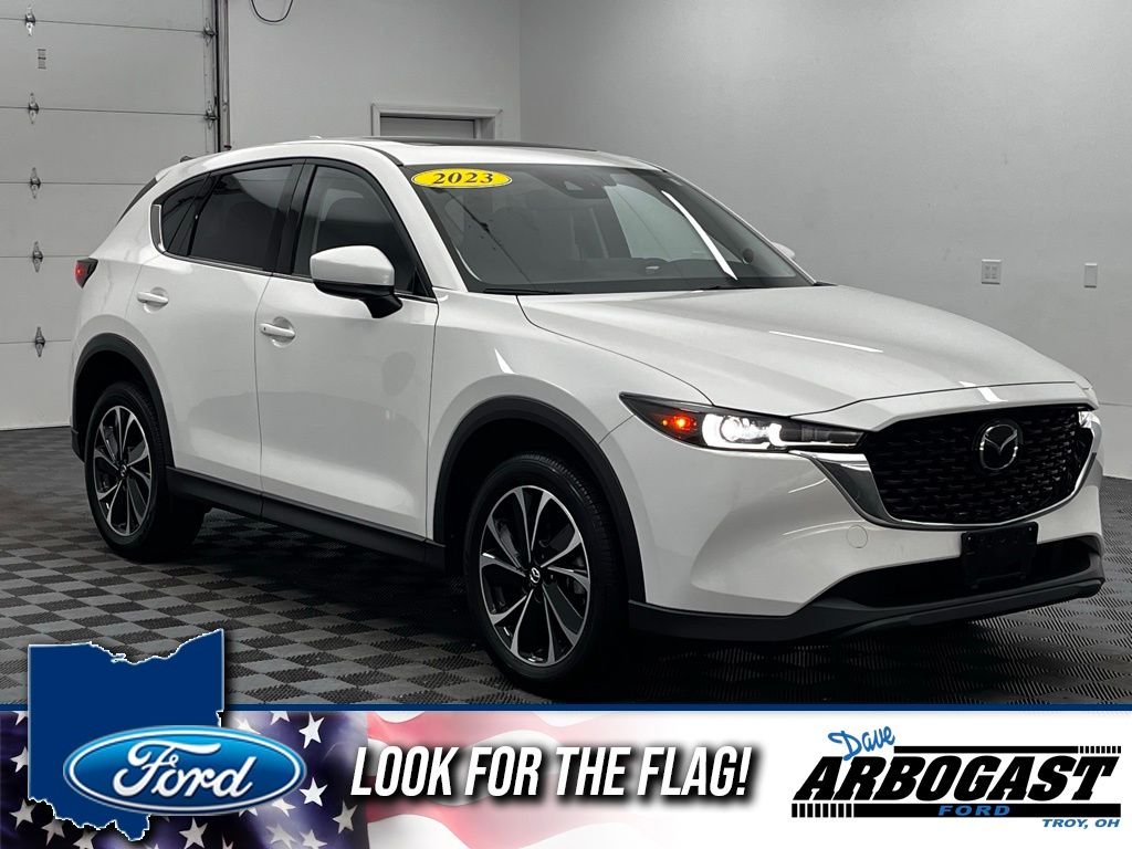2023 Mazda CX-5 S Premium package Auto AWD's photo