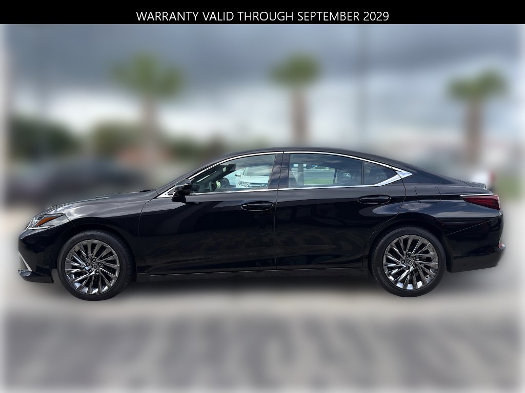 Certified Used 2024 Caviar Lexus Luxury image 5