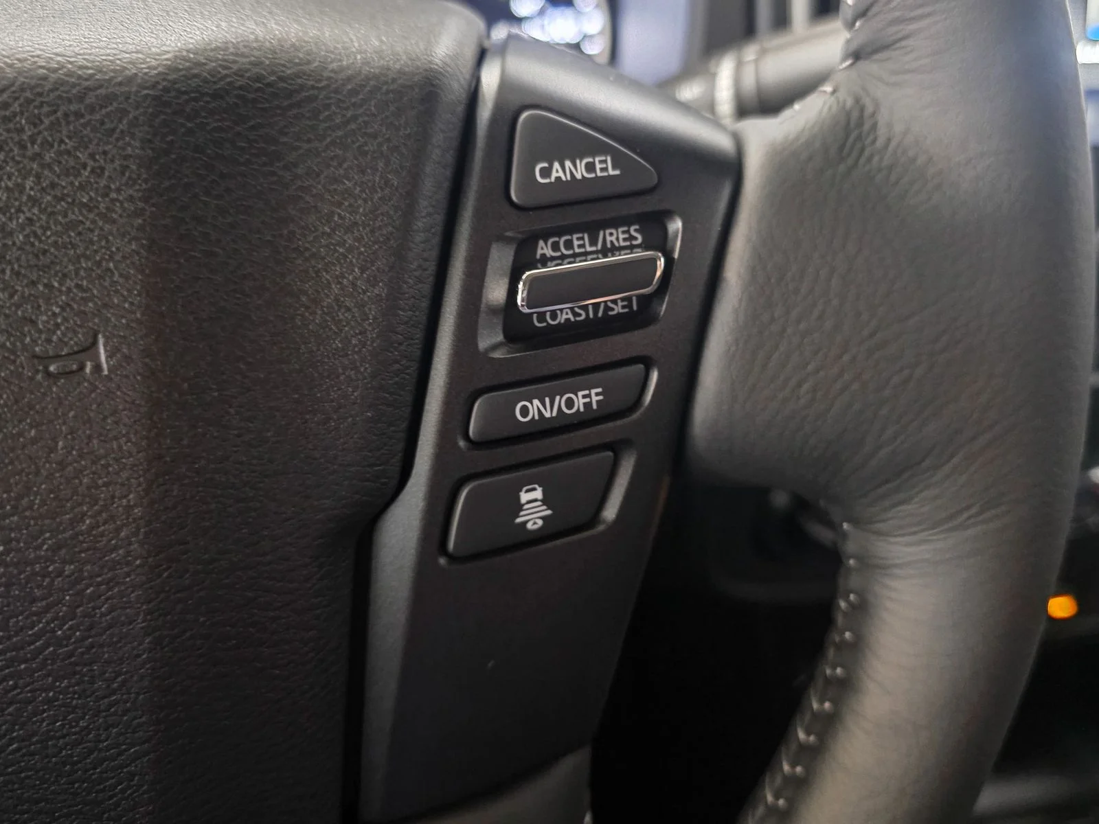 2026 Nissan Frontier SV - Photo 38