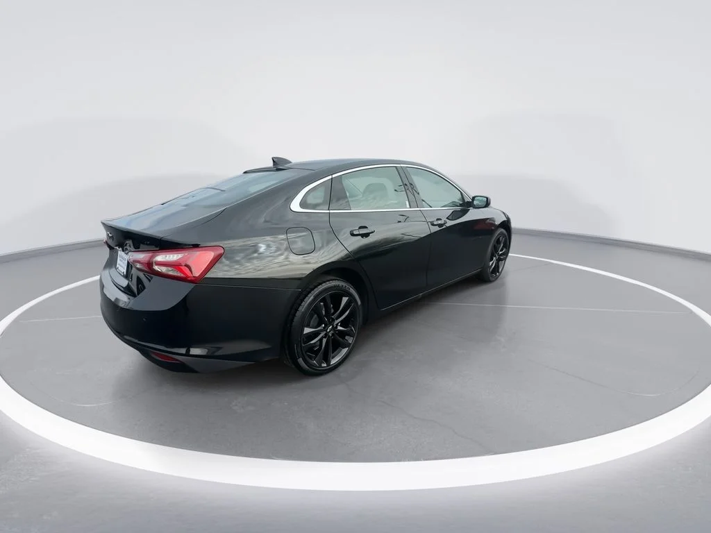 Used 2024 Black Chevrolet LT image 8