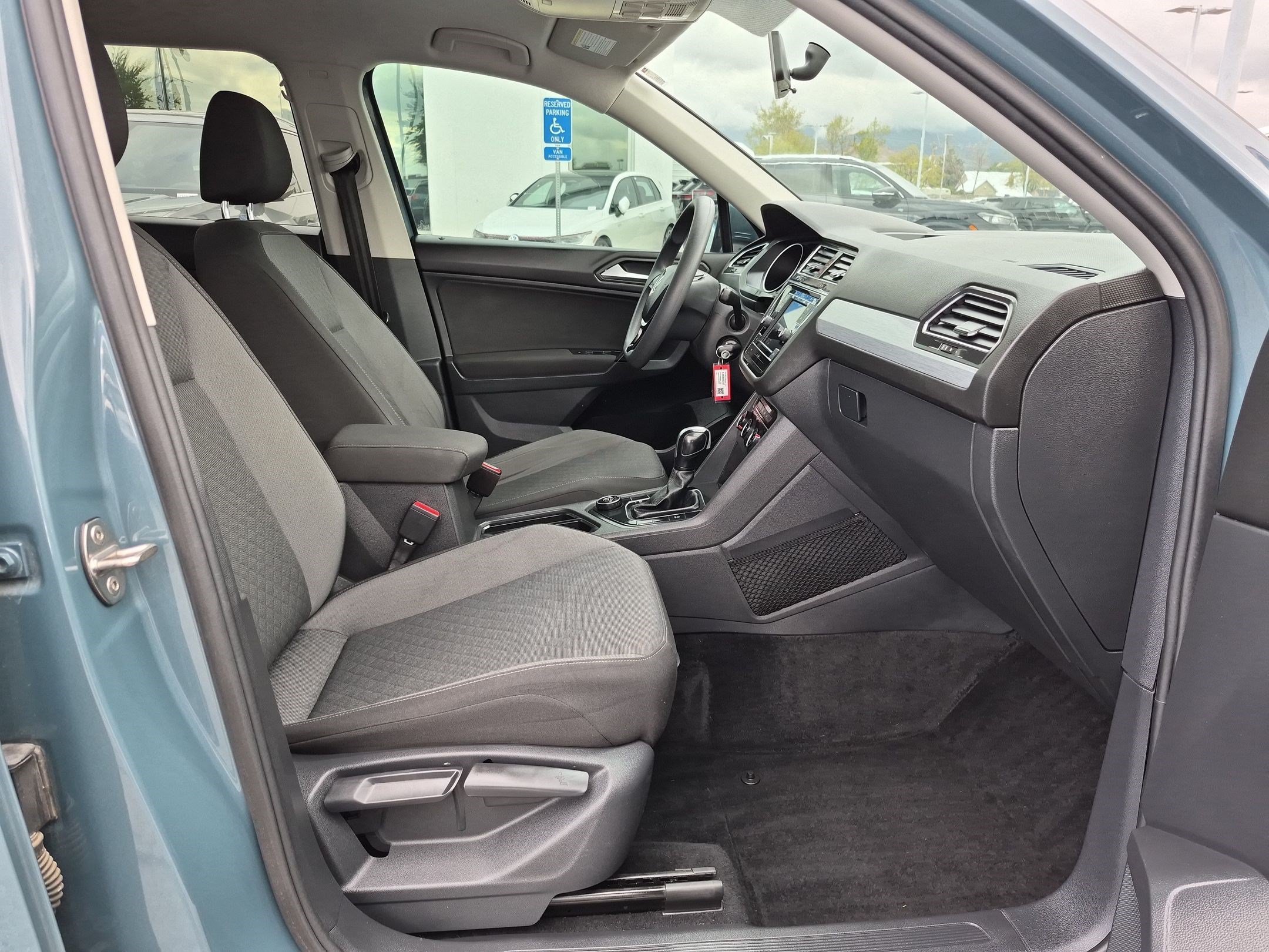 Used 2019 Blue Metallic Volkswagen S image 28