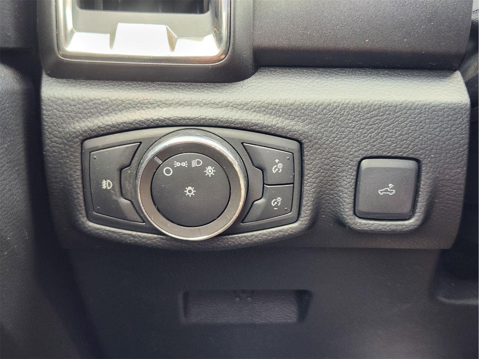 Used 2022 Shadow Black Ford LARIAT image 23