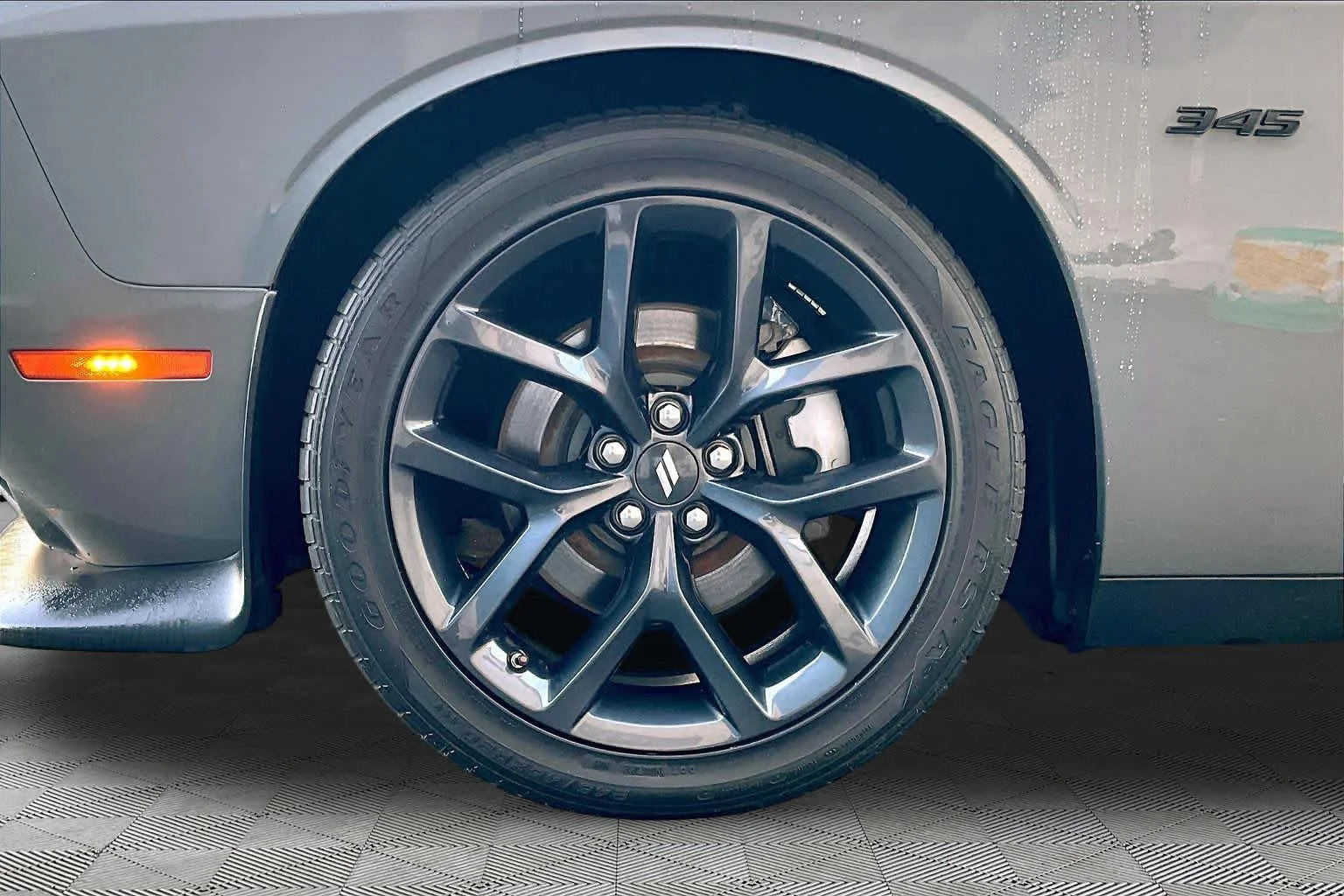 Used 2023 Destroyer Gray Clearcoat Dodge R/T image 21
