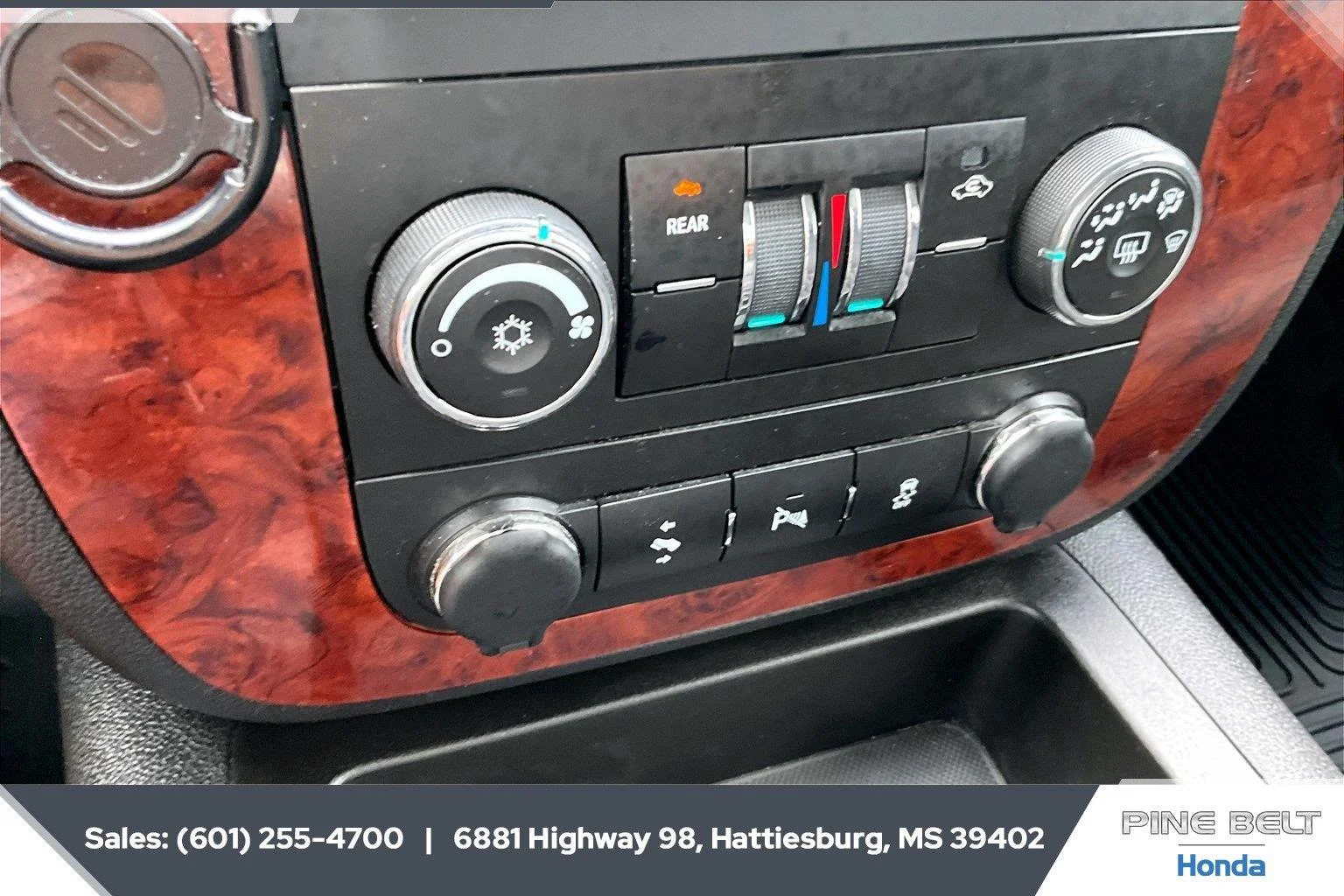 Used 2013 Summit White Chevrolet LS image 23