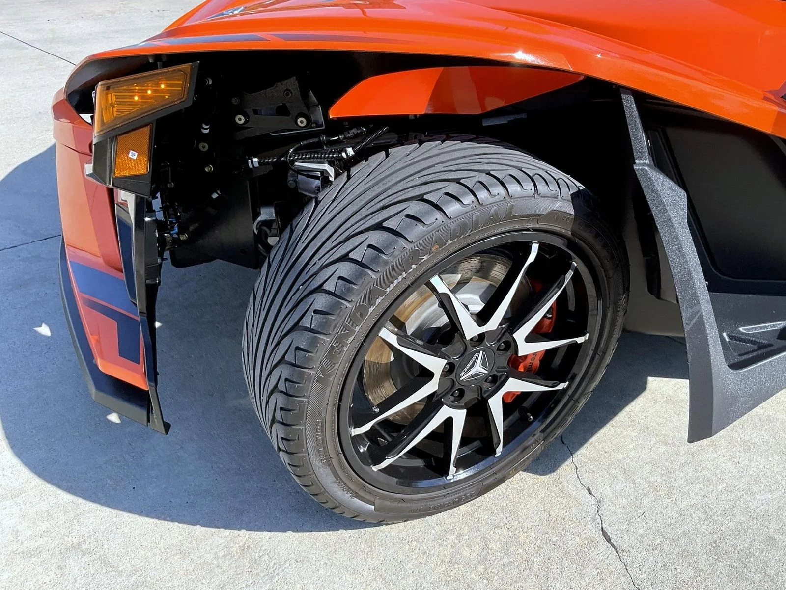 Used 2023 Orange Polaris R image 17