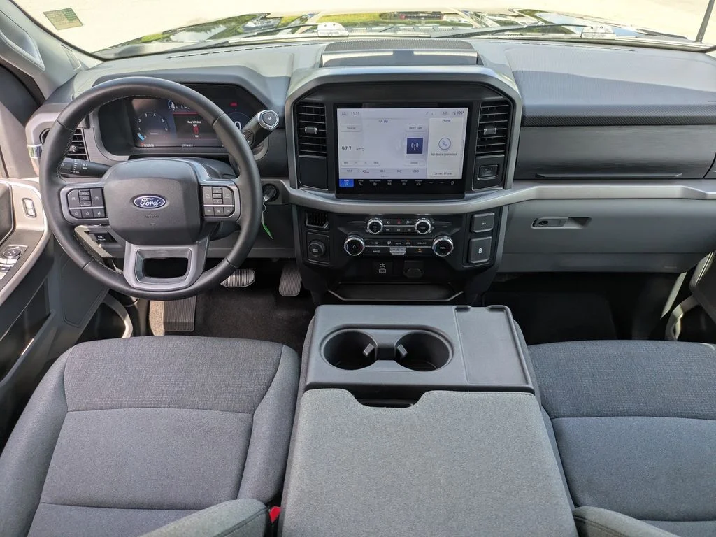Used 2025 Black Ford XLT image 15