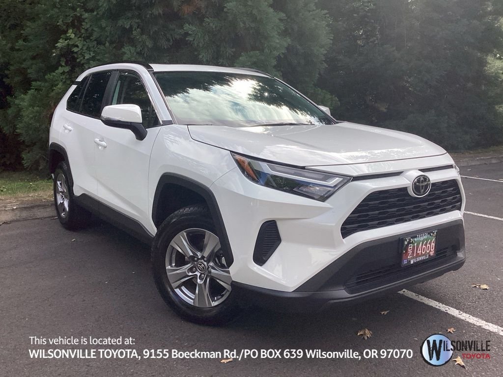 Used 2024 White Toyota XLE image 1
