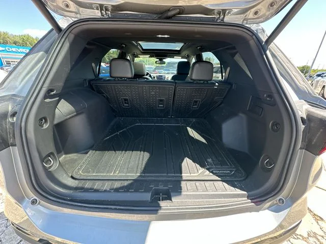 Used 2024 Gray Chevrolet Premier image 30