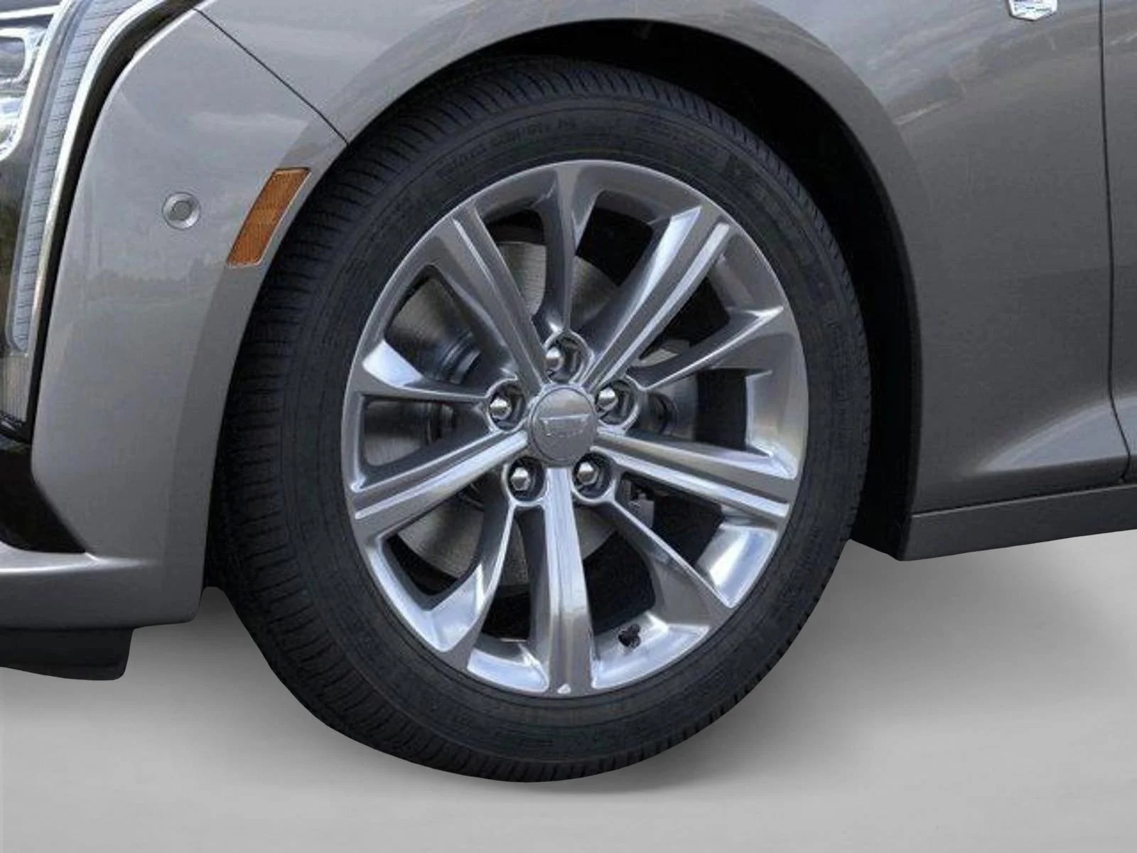 Used 2025 Argent Silver Metallic Cadillac Premium Luxury image 9