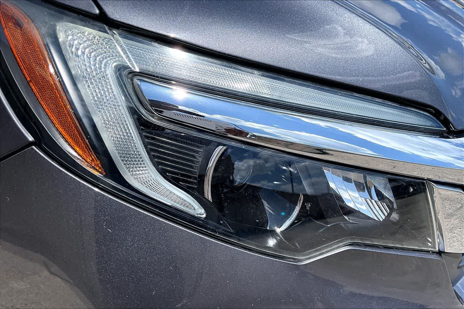 Used 2019 Modern Steel Metallic Honda EX-L image 27