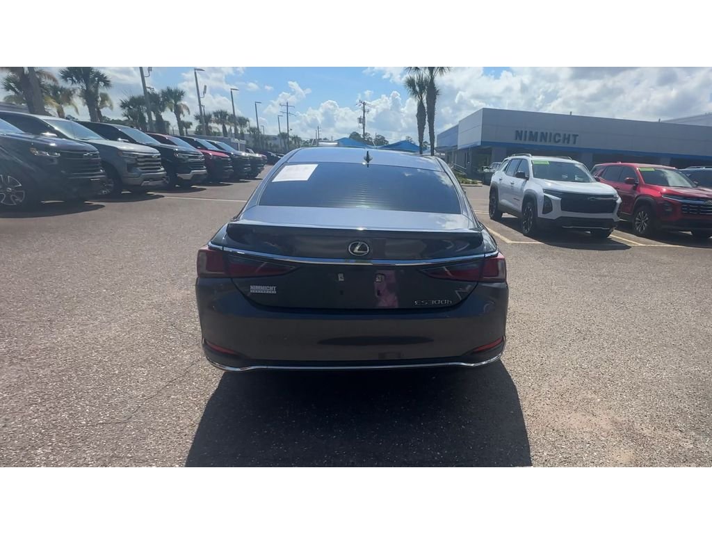 Used 2024 Blue Lexus ES 300h Ultra Luxury image 3